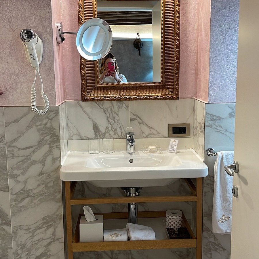 EGO Residence Venice — Bathroom
