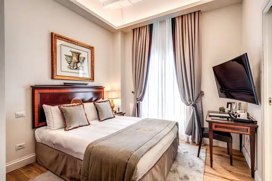 Eitch Borromini Palazzo Pamphilj — Guest room