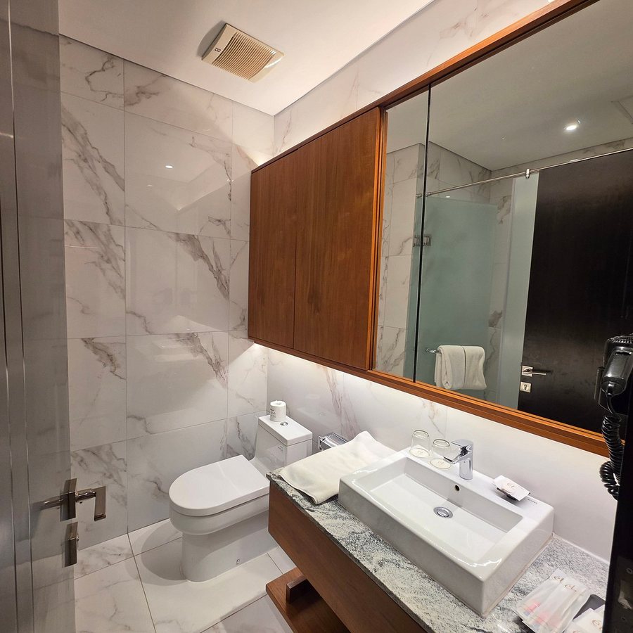 EL Hotel Resort Bali — Bathroom