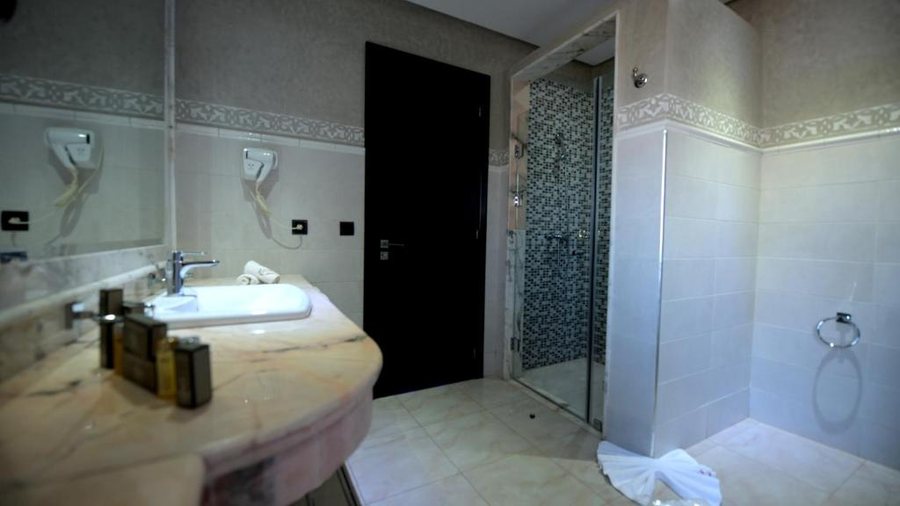 El Olivar Palace Marrakech — Bathroom