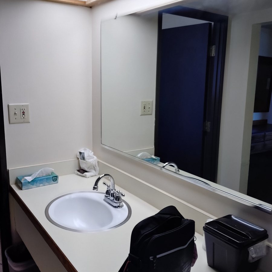 El Rancho Boulder Motel Boulder City Nevada — Bathroom
