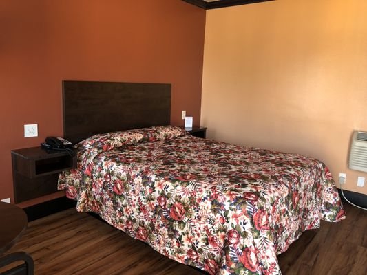 El Rancho Motel Los Angeles California — Guest room