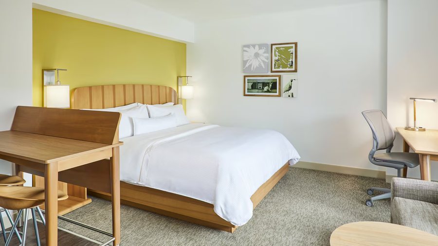 Element Austin Downtown — Guest room