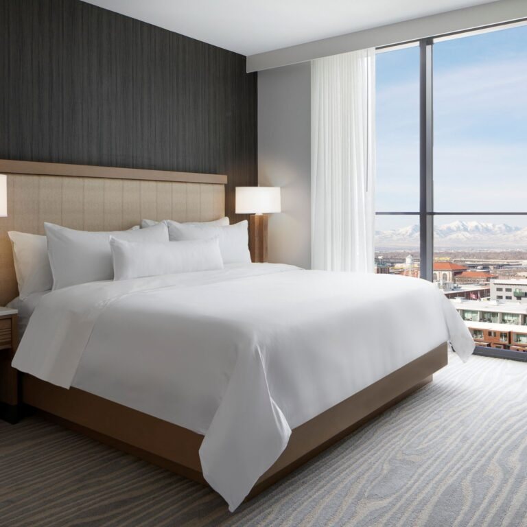 Element by Marriott Salt Lake City Downtown — Guest room
