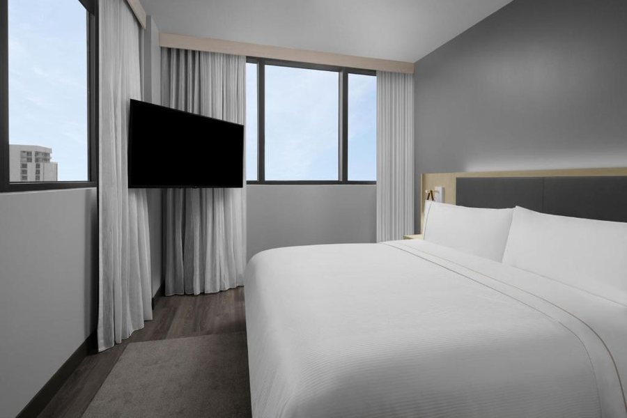 Element Miami Brickell Miami Florida — Guest room