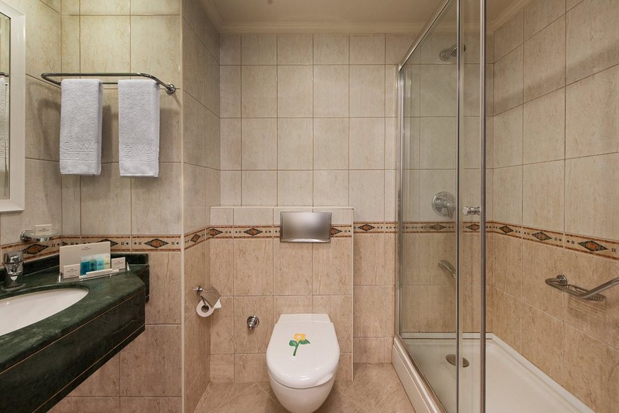 Elite World Comfy I stanbul Taksi m Istanbul — Bathroom