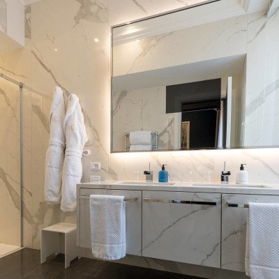 Elizabeth Unique Hotel — Bathroom