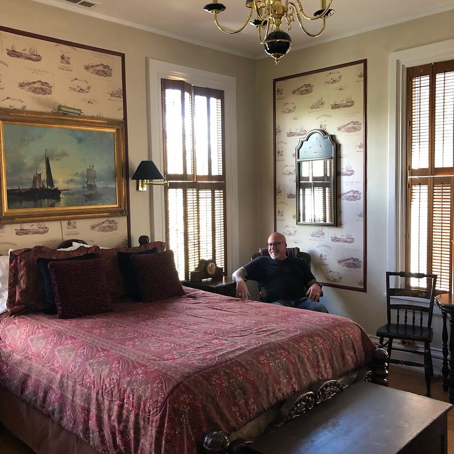 Ellerbeck Mansion Bed Breakfast — Guest room