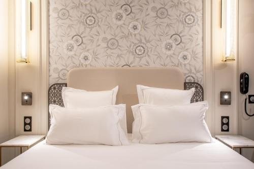 ELSA Hotel Paris — Guest room