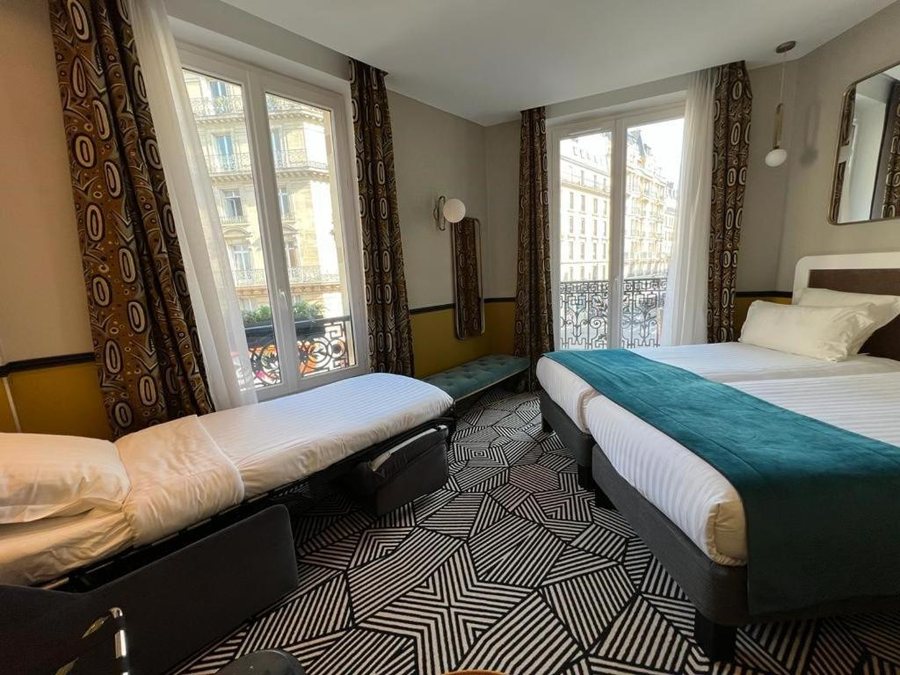 Elysa Luxembourg Hotel — Guest room