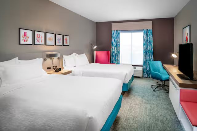 Embassy Suites by Hilton Brunswick — Guest room