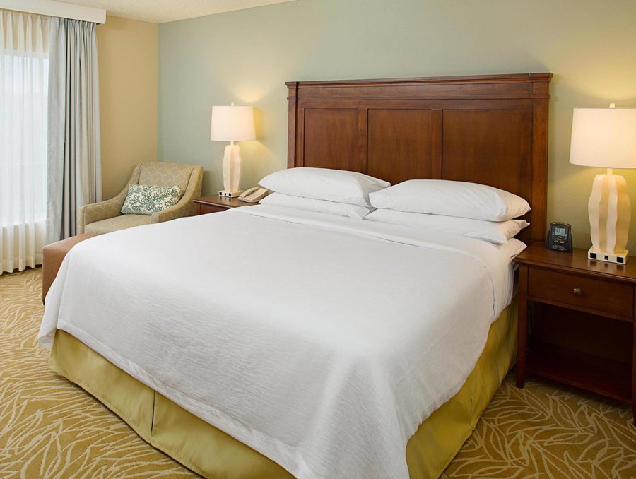 Embassy Suites by Hilton Destin Miramar Beach — Guest room