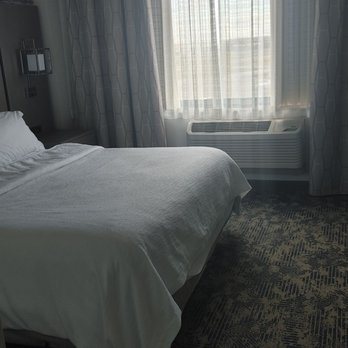Embassy Suites by Hilton Portland Maine — Guest room