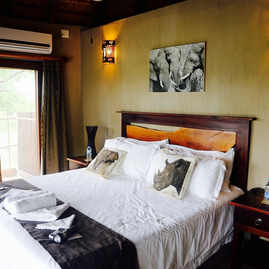 Emhosheni River Lodge — Guest room