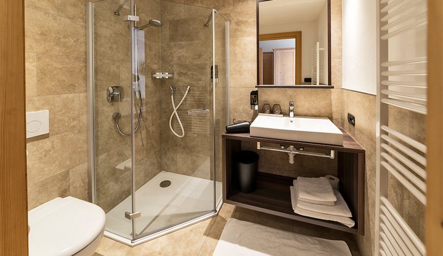 Emma Historic Hotel — Bathroom