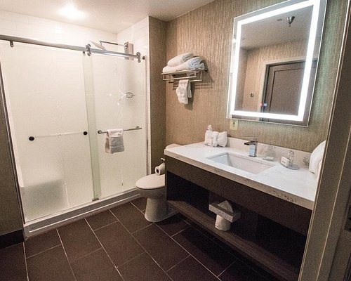 Empeiria High Sierra Hotel — Bathroom
