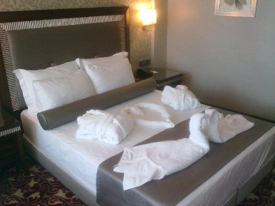 Emporium Hotel Istanbul Istanbul — Guest room