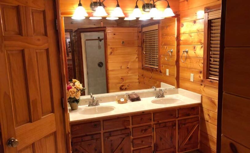 Enchanted Treehouses — Bathroom