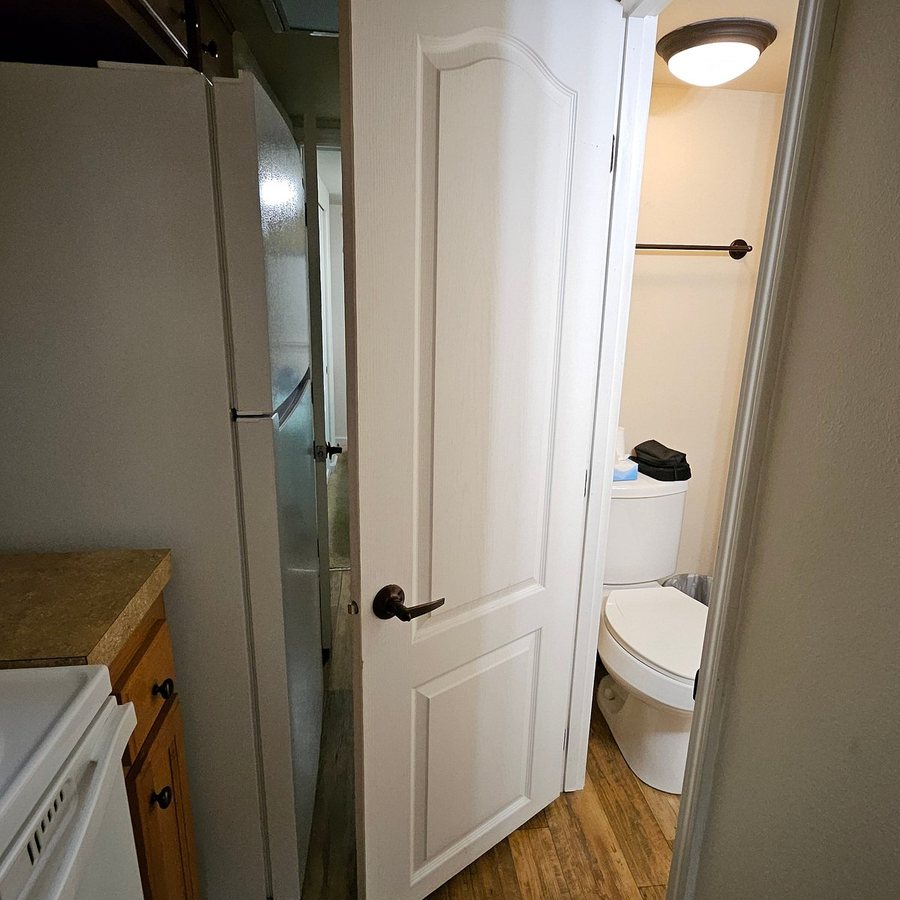 Encore Sherwood Forest — Bathroom