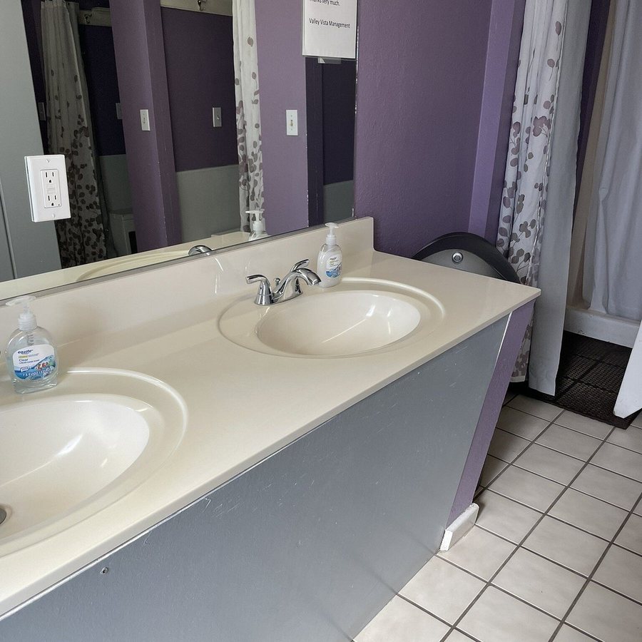 Encore Valley Vista — Bathroom