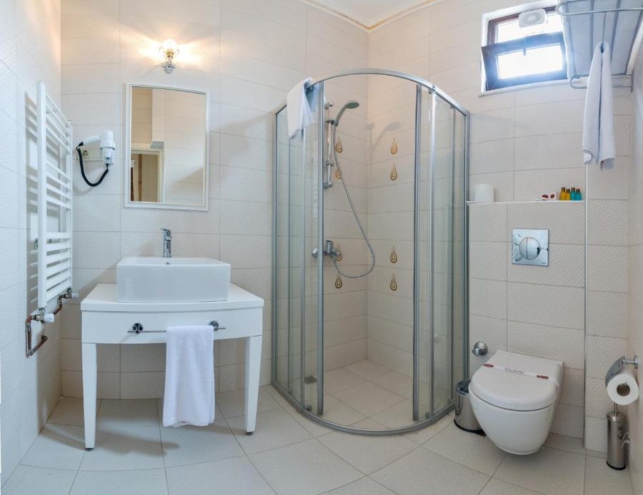 Enderun Hotel Istanbul — Bathroom