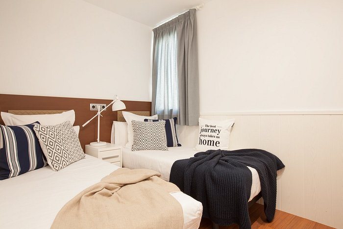 Enjoybcn Dali Apartments Barcelona Catalonia — Guest room
