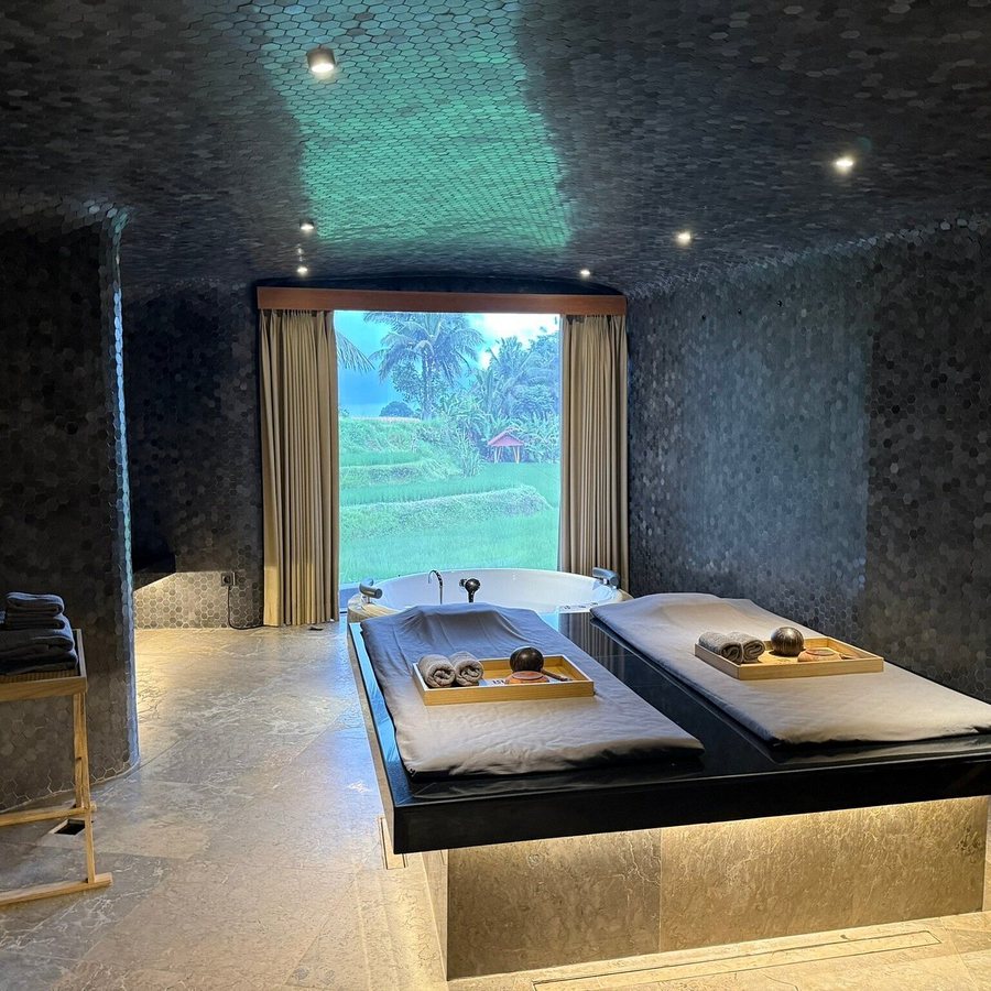Equipoise Resort Ubud — Bathroom