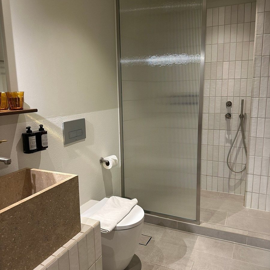 Ergon House Athens — Bathroom