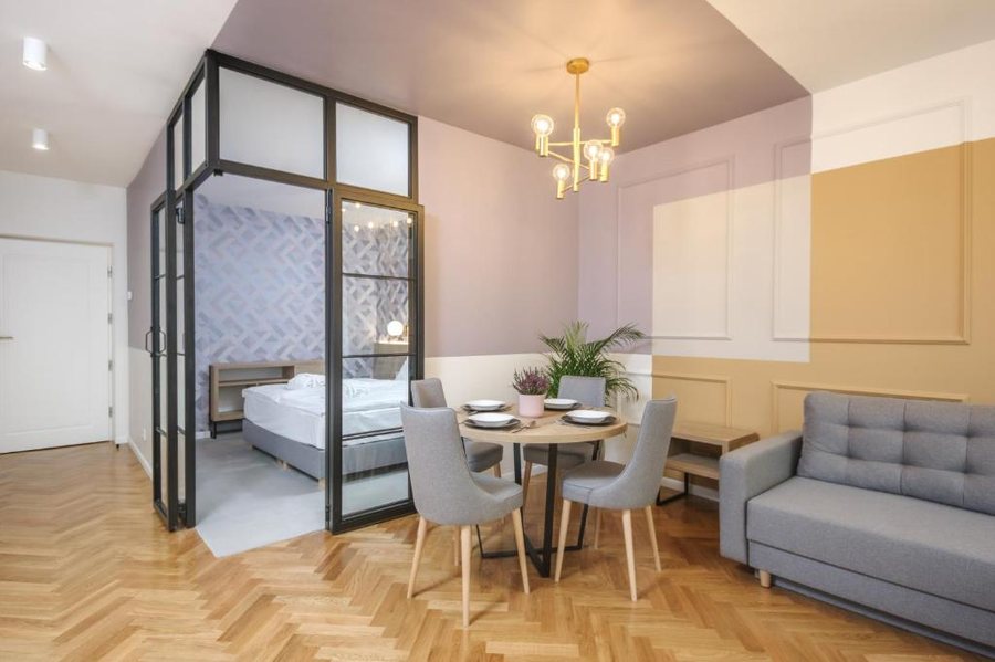 Ermine Suites — Guest room
