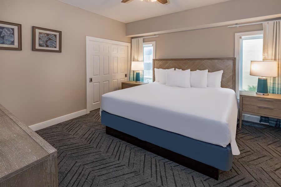 Escapes to the Shores — Guest room