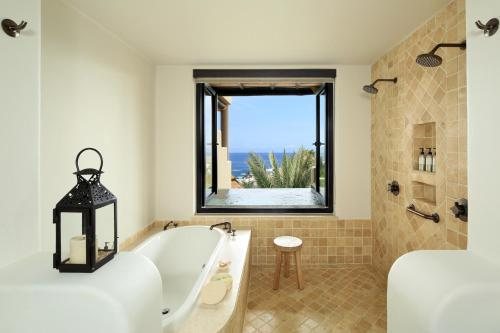 Esperanza Auberge Collection — Bathroom