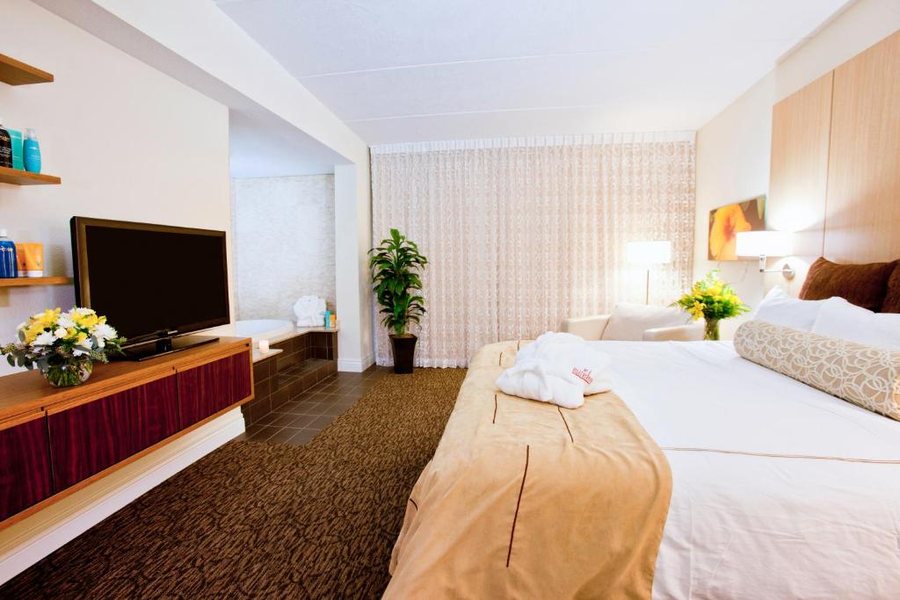 Eureka Casino Resort — Guest room