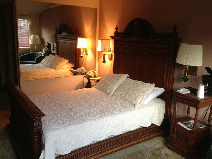 Eureka Matterhorn Towers — Guest room