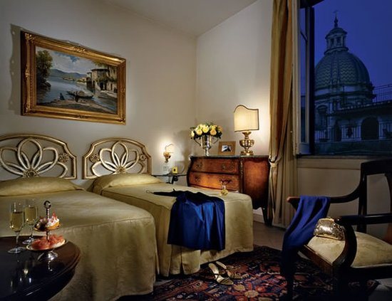 Eurostars Centrale Palace — Guest room