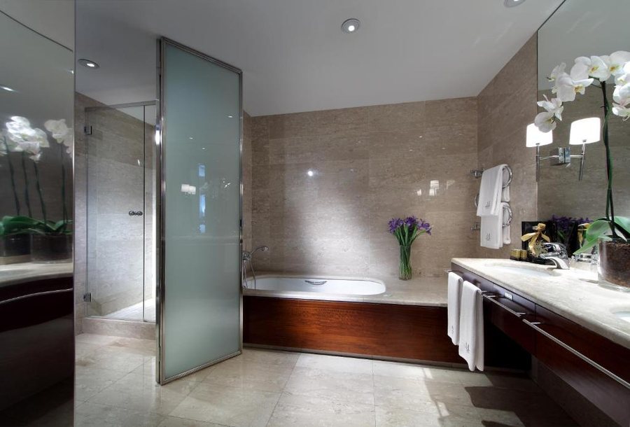 Eurostars Grand Marina Barcelona Catalonia — Bathroom