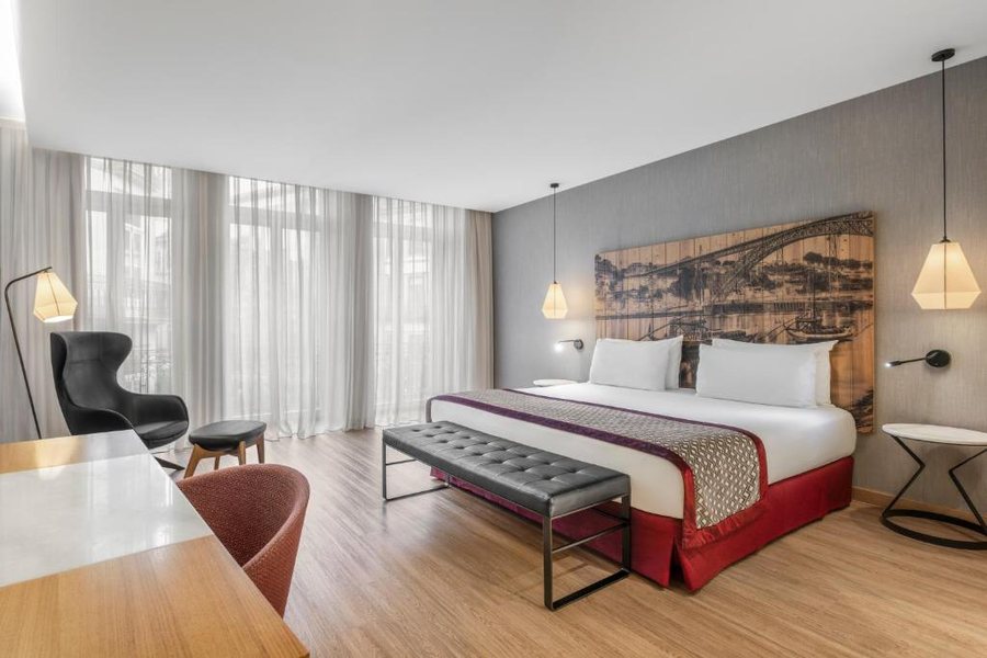Eurostars Porto Centro — Guest room