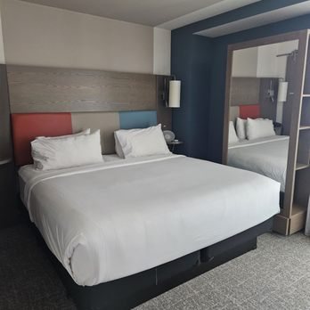 Even Hotel Brooklyn by IHG — Guest room