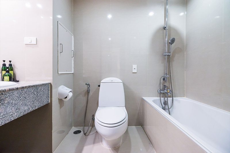 Evergreen Place Siam by UHG — Bathroom