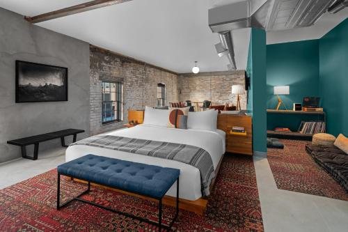 Evo Hotel — Guest room