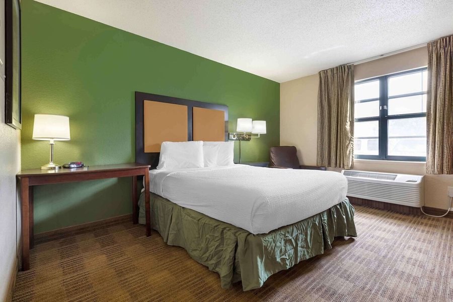 Extended Stay America Austin Round Rock South — Guest room