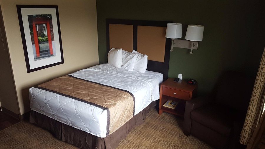 Extended Stay America Bakersfield Chester Lane — Guest room