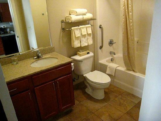 Extended Stay America Bartlesville Hwy 75 — Bathroom