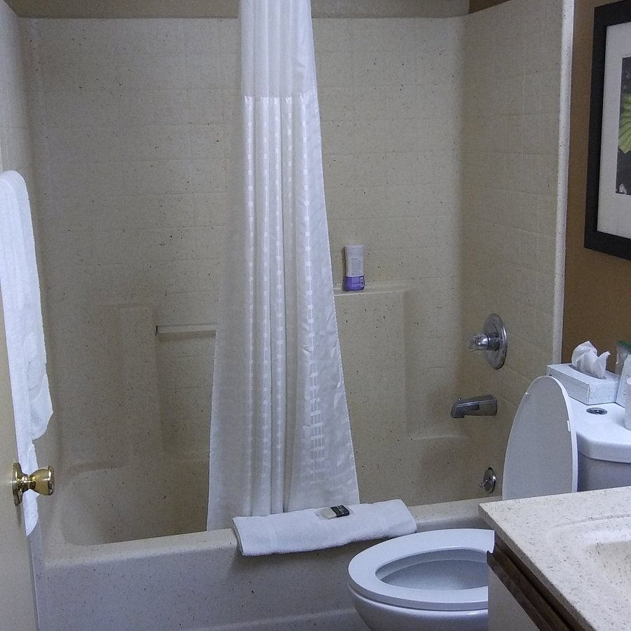Extended Stay America Birmingham Perimeter Park South — Bathroom