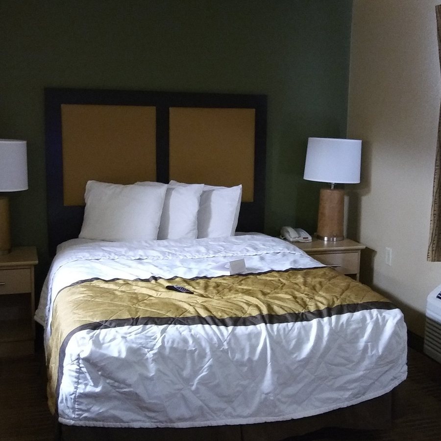 Extended Stay America Birmingham Perimeter Park South — Guest room