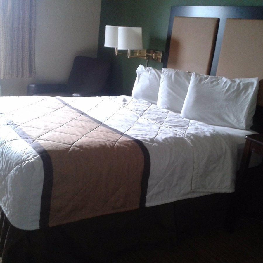 Extended Stay America Chicago O Hare Allstate Arena — Guest room