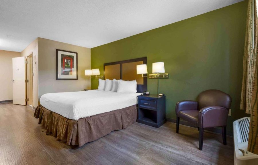 Extended Stay America Columbia Ft Jackson — Guest room