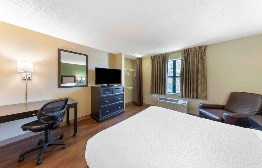 Extended Stay America Dallas Plano Parkway Medical Center — Guest room