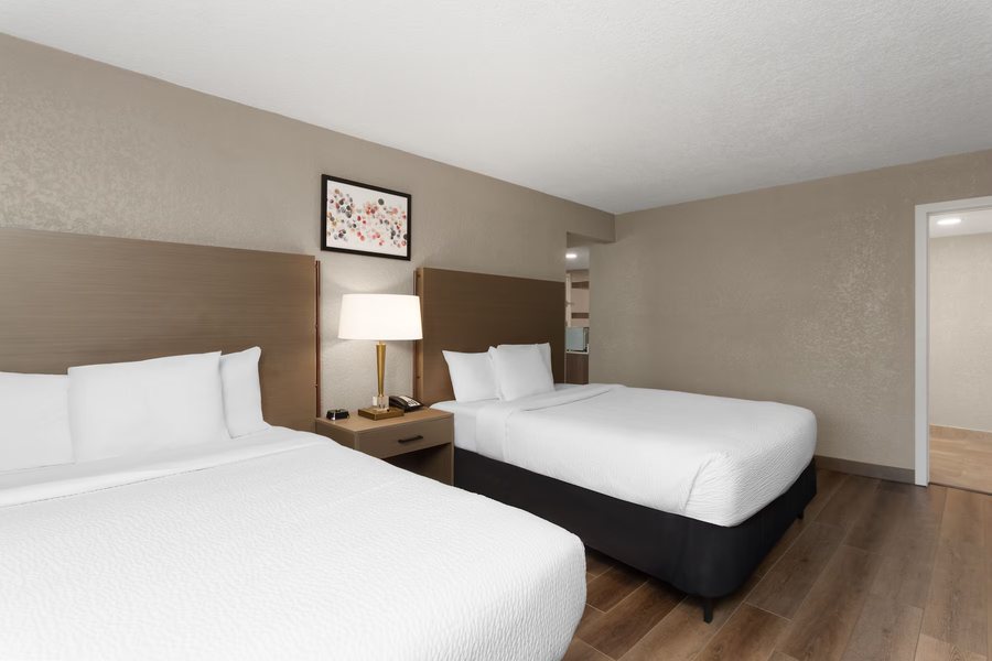 Extended Stay America Fort Lauderdale Cypress Creek NW 6th Way — Guest room