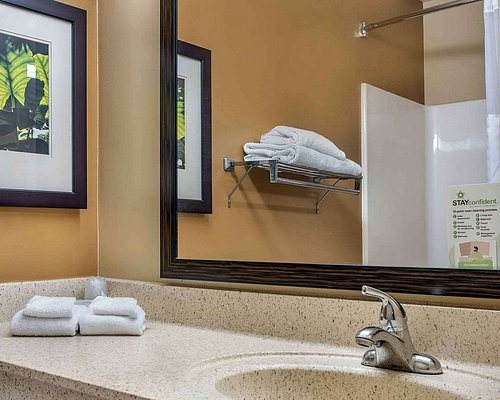 Extended Stay America Houston Northwest Hwy 290 Hollister — Bathroom
