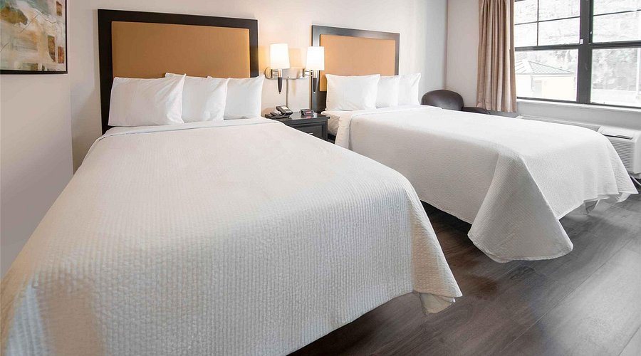Extended Stay America Jacksonville Riverwalk — Guest room